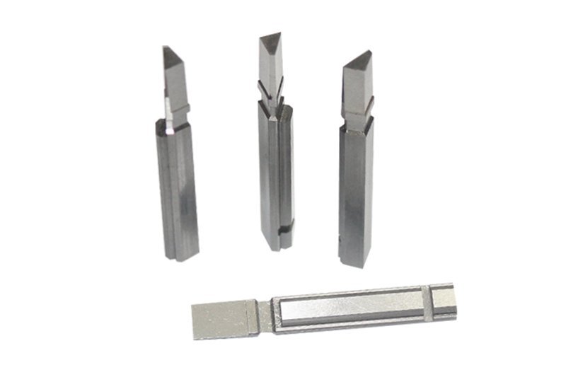 Precision machined mold insert for OEM tooling programs