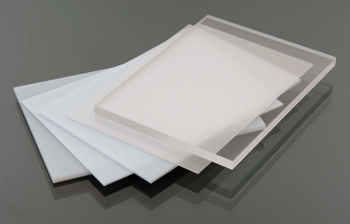 Polycarbonate (PC)