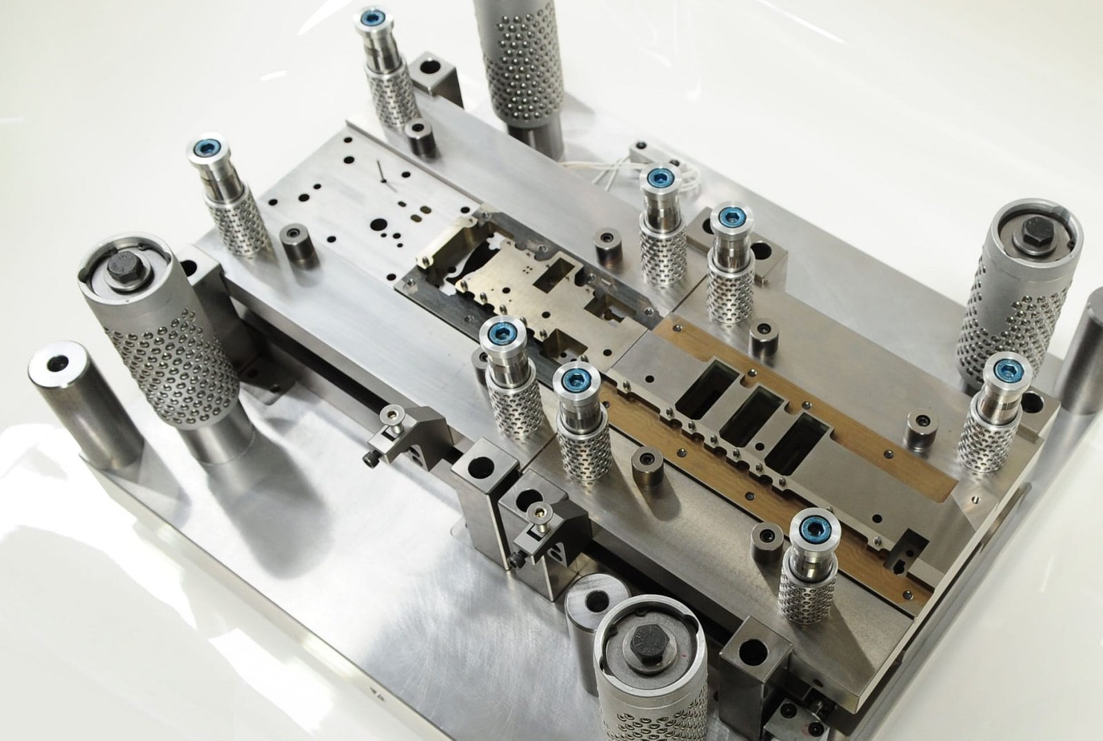 Progressive Die Stamping